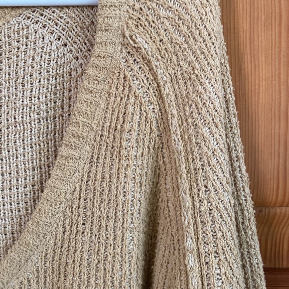 Free People Sweater - Picture 6 of 10